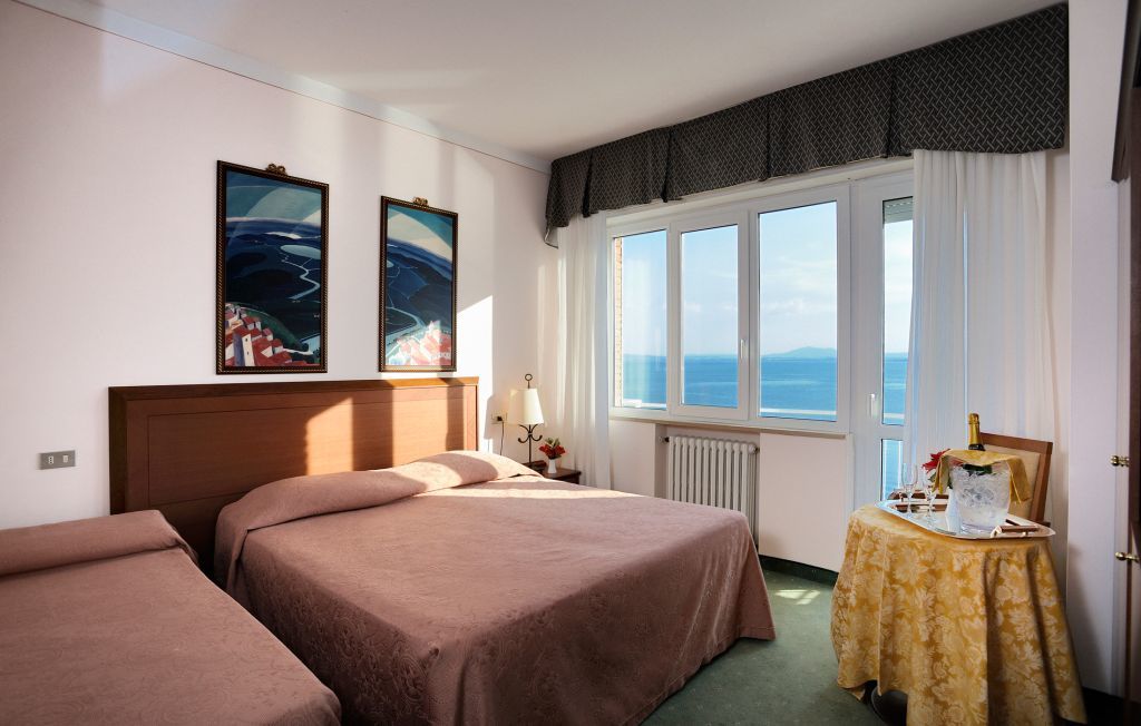 Hotel Lido Passignano sul Trasimeno Extérieur photo