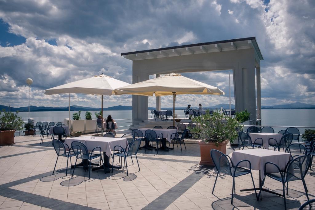 Hotel Lido Passignano sul Trasimeno Extérieur photo