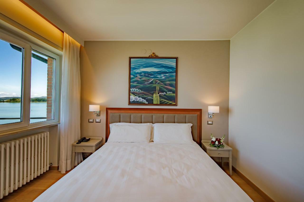 Hotel Lido Passignano sul Trasimeno Extérieur photo
