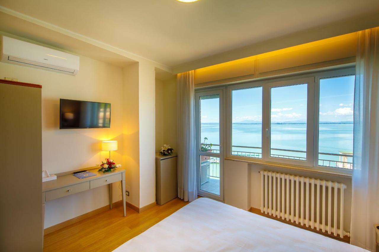 Hotel Lido Passignano sul Trasimeno Extérieur photo