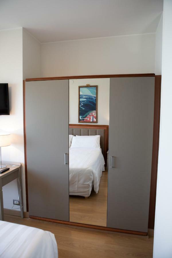 Hotel Lido Passignano sul Trasimeno Extérieur photo